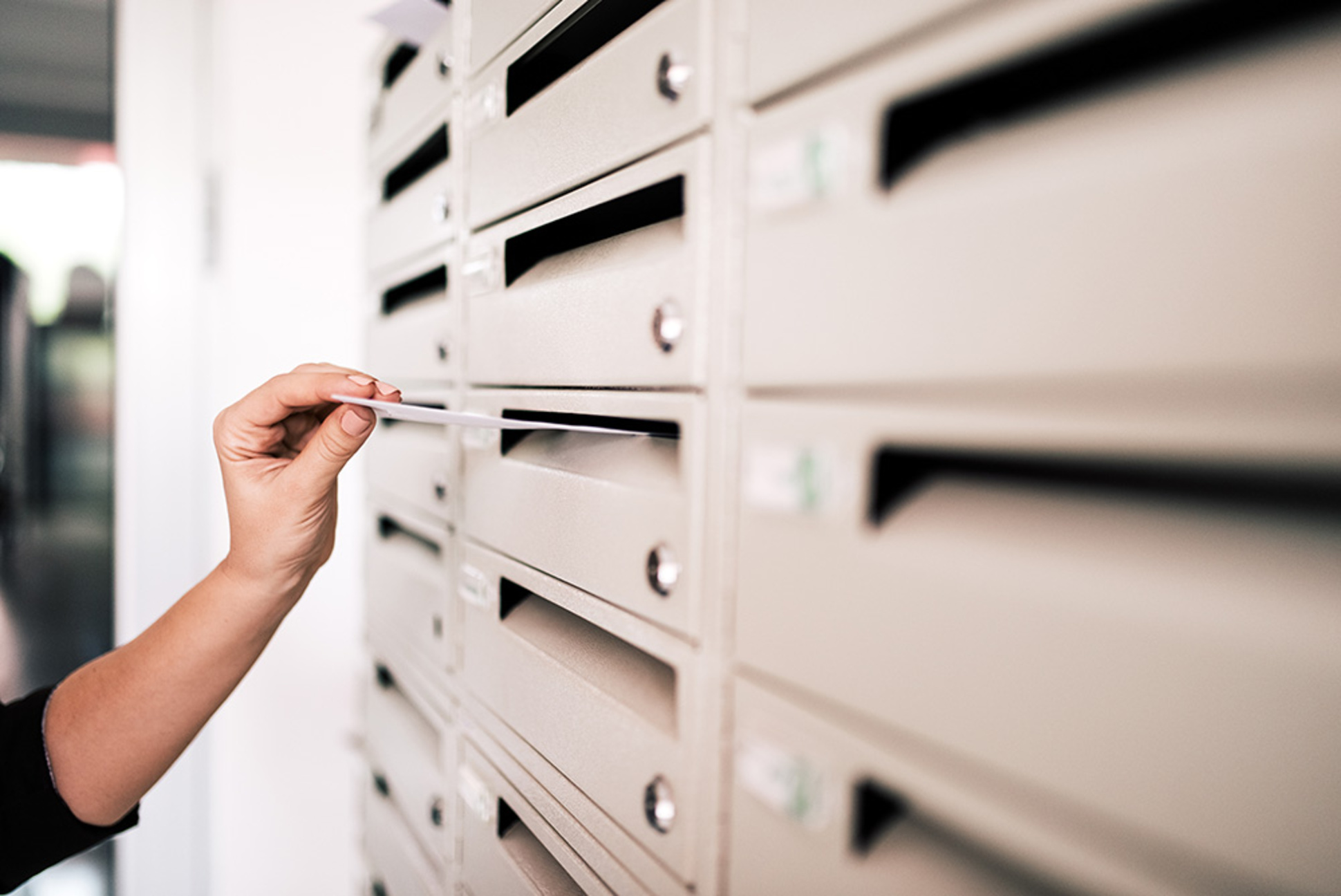 Briefkasten&shy;systeme bei Elektro Keyerleber GmbH in Stuttgart